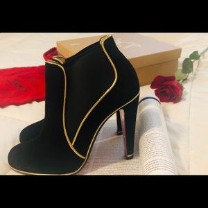 New authentic Christian Louboutin booties, size 8